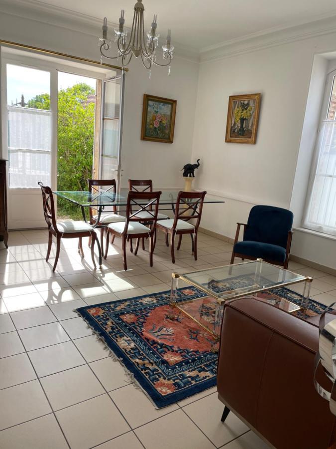 Gite Les Minimes Avallon Exterior photo