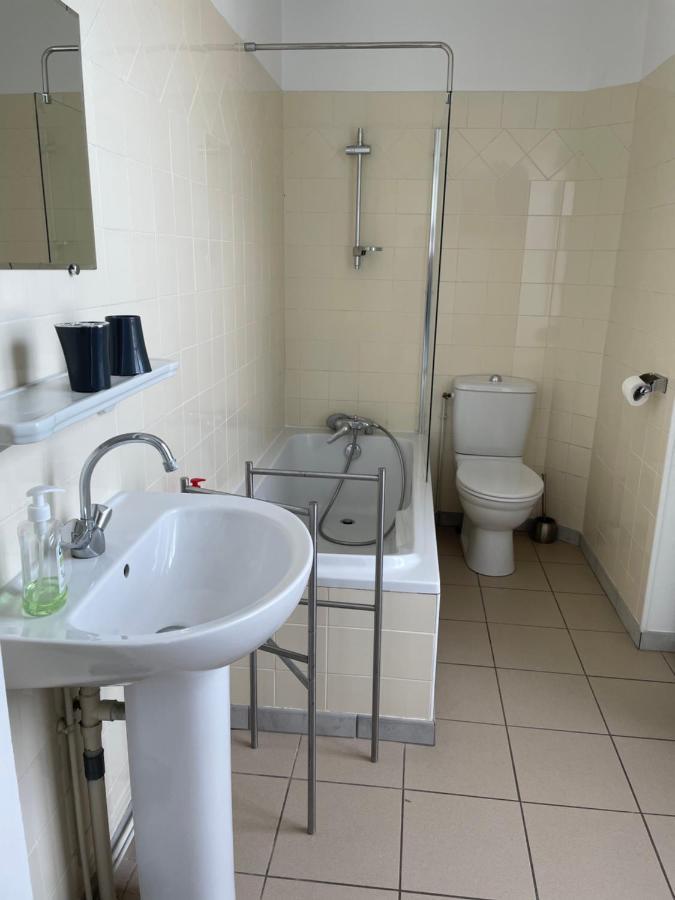 Gite Les Minimes Avallon Exterior photo