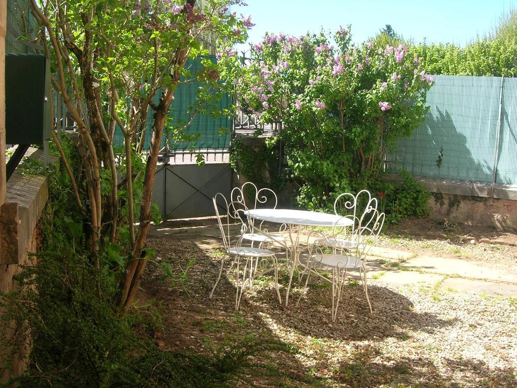 Gite Les Minimes Avallon Exterior photo